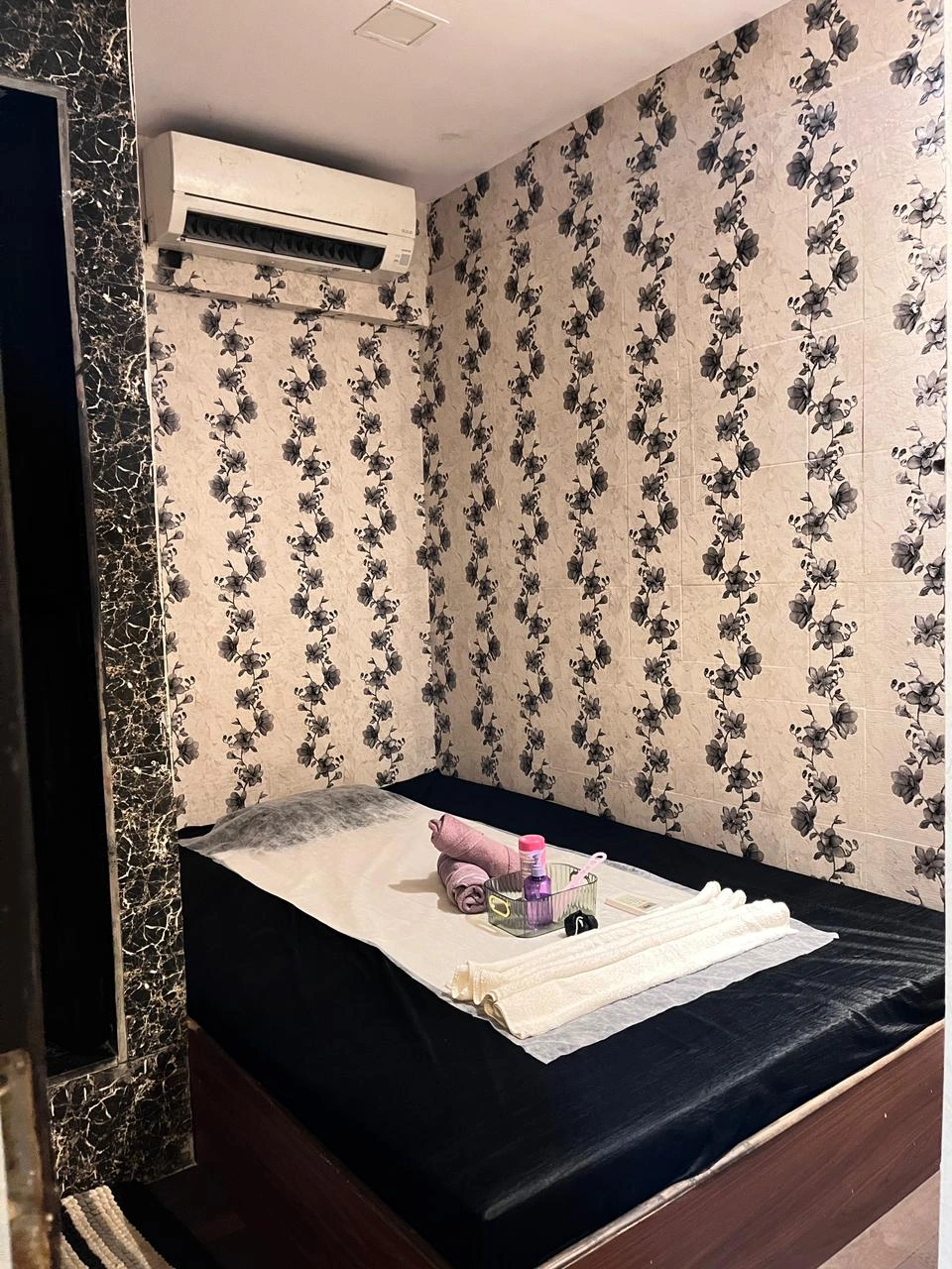 Couple Spa in Andheri West